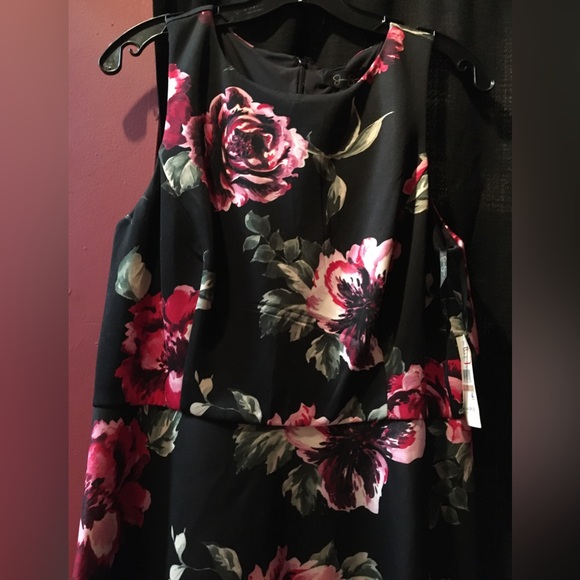 Jessica Simpson Rose Dress 🌹 - Picture 7 of 13